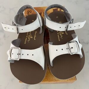 Sun-San Saltwater Sandals White Sz 6